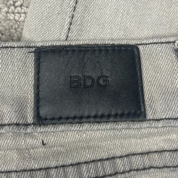 BDG Low Rise Twig Crop Gray Jeans - Picture 4 of 6